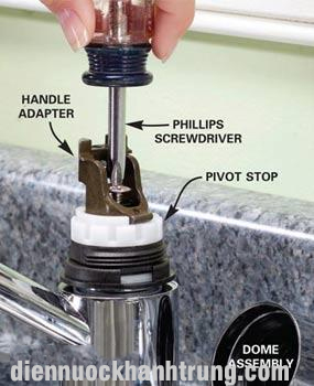 cách tháo vòi nước bồn rửa chén